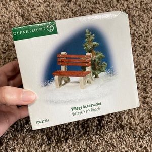 Department 56 village park bench accessory